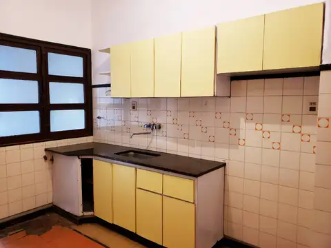 Alquiler | Departamento AMOBLADO  | A pasos del Hospital Perrando.