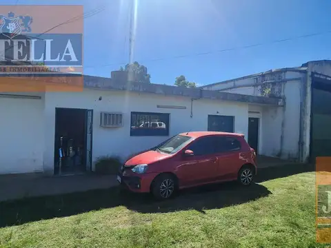 Galpon en Venta 145  mts Frente