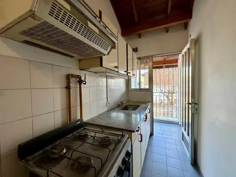 Departamento tres ambientes en venta