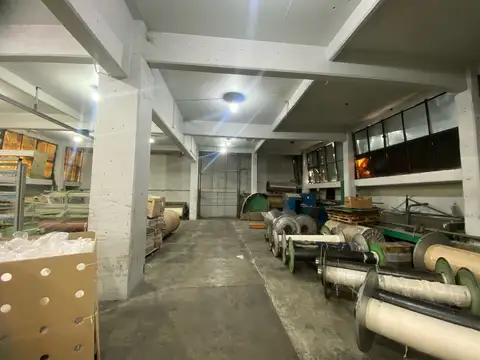 Galpón Depósito en venta en Villa Lynch, San Martin