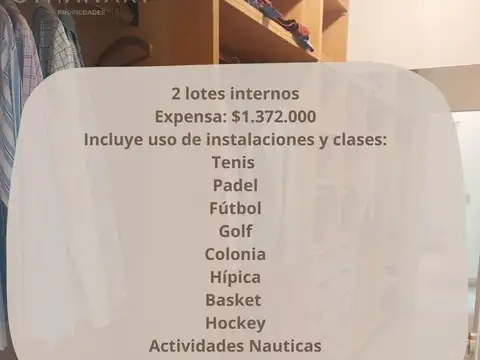 Casa en Venta con 4 cocheras