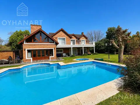 Casa en Náutico Escobar sobre 2 Lotes interno