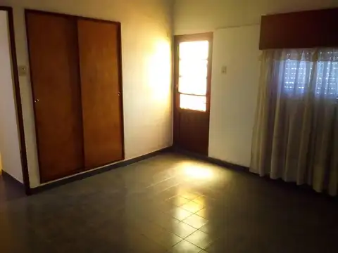 Villa Bonich. P.H. 3 ambientes en 2 plantas. Apto crédito hi
