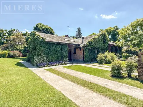 Casa en venta en Olivos Golf Club