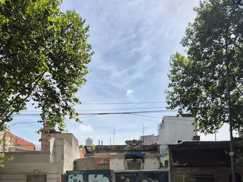 Terreno en Venta en Parque Avellaneda, USD 170.000