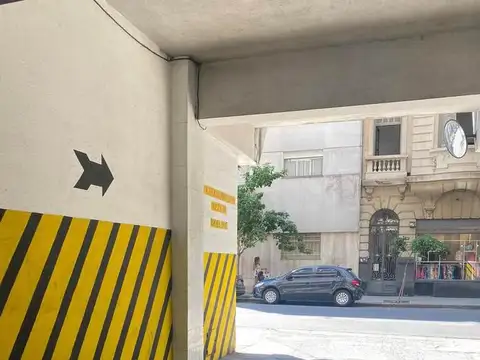 Cochera en Venta Cubierta