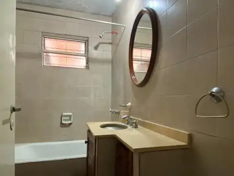 Casa en Alquiler 50 años
