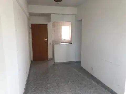 Moreno 2600