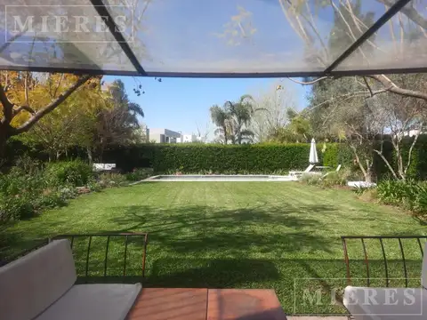 Casa en Alquiler Temporal de 4 dormitorios