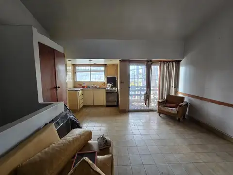 Depto Tipo Casa en Venta de 3 ambientes
