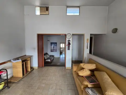 Depto Tipo Casa 3 ambientes con 2 baños