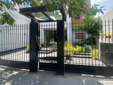 Departamento en alquiler 2 Dormitorios c/ cochera en Lomas de Zamora