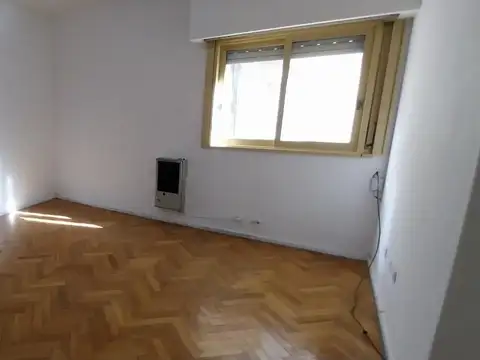 Suipacha 700