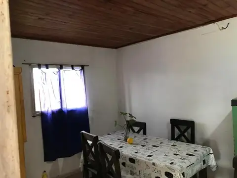 Propiedad con dos edificaciones