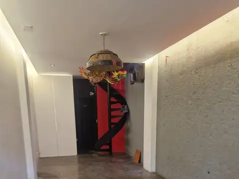 Local en Alquiler Via Púb.