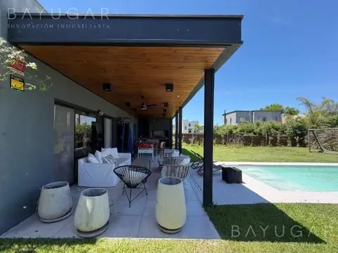 Venta - Casa en Barrio Los Arces - Pilar / Apto Crédito