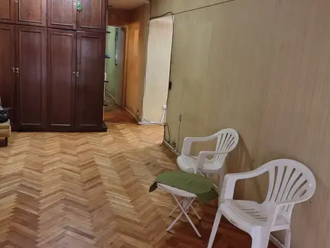 Avenida Juan Bautista Alberdi 2200