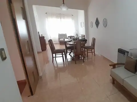 CASA EN VENTA EXCELENTE ESTADO