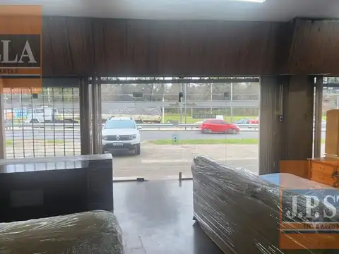 Local en Alquiler en Tablada, $ 3.500.000