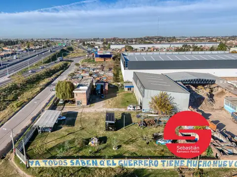 Galpon en Venta 52  mts Fondo