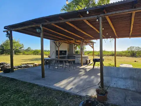 Casa 3 ambientes con 2 baños
