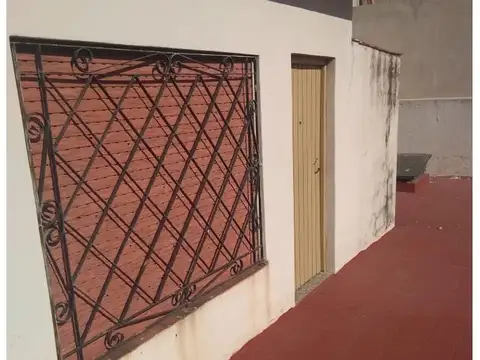CASA EN LANUS OESTE
