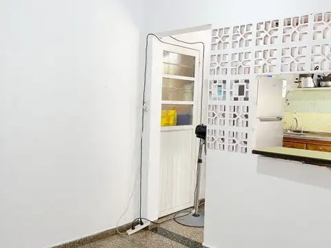 Depto Tipo Casa en Venta en Villa Dominico, USD 50.000