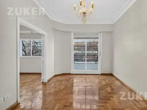Departamento en venta 4 ambientes en Colegiales con baulera por escalera