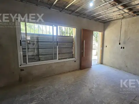 Casa 4 ambientes con 1 baño