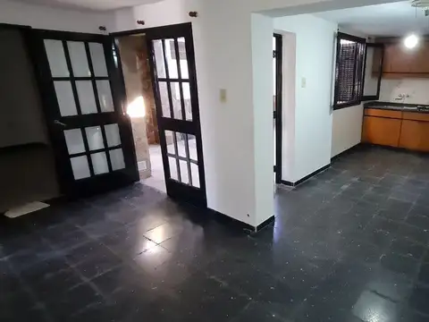 Casa en venta jardin cochera Barrio Belgrano