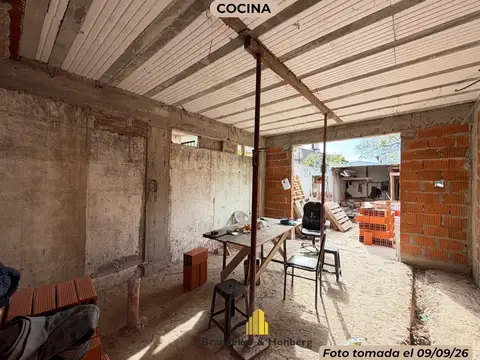 Casa en Venta con 1 cochera