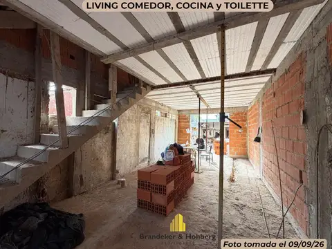 Casa 5 ambientes con 3 baños