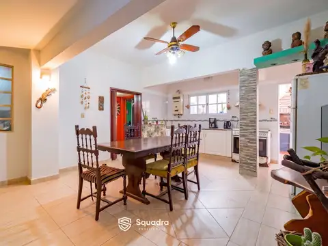 VENTA | PERMUTA - Casa 3 dormitorios   comodín/estudio - Barrio Alberdi, Rosario.