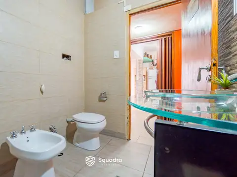 VENTA | PERMUTA - Casa 3 dormitorios   comodín/estudio - Barrio Alberdi, Rosario.