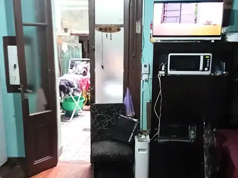 Depto Tipo Casa en Venta 100 años