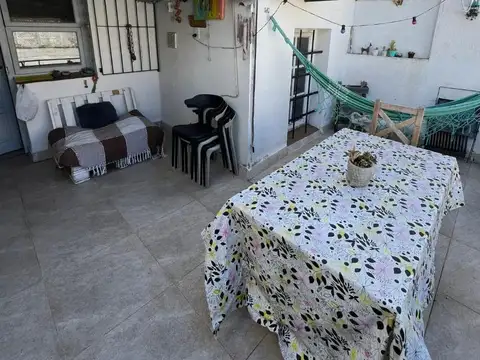 Depto Tipo Casa en Venta con 1 cocheras