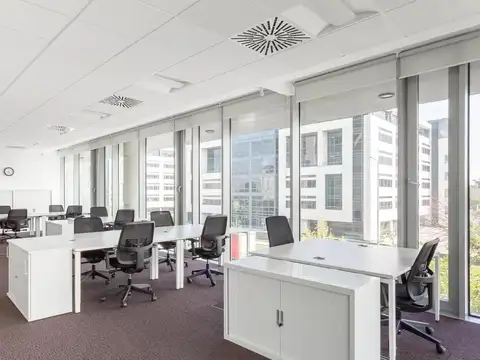 Acceso todo incluido a oficina profesional para 15 personas en BUENOS AIRES, Laminar II Catalinas