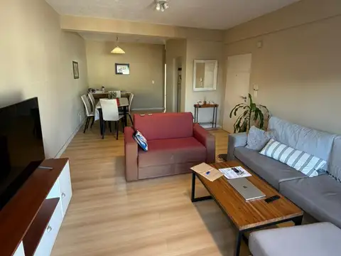 Leandro N Alem 200, Piso 1