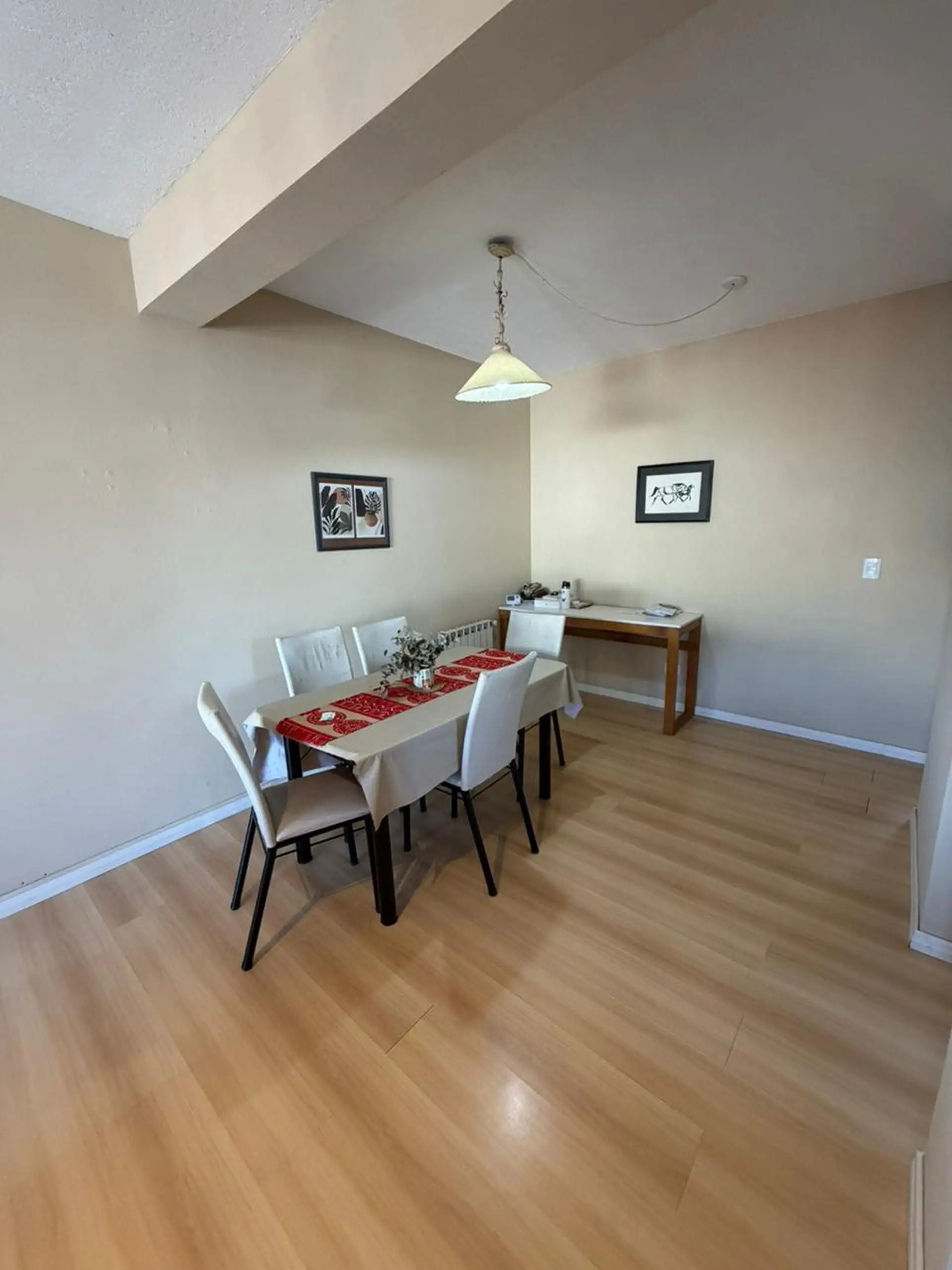 Depto 2 dorm 75m² con balcón a la calle y baño con hidromasaje — 1° piso