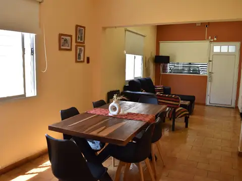 Departamento 7 ambientes con 2 baños