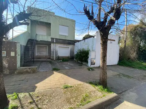 Departamento - Venta - Argentina, Lobos - Del Marmol  400
