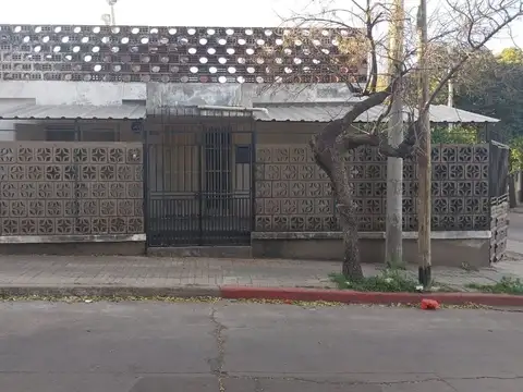 Félix Robin Ferreyra 2700