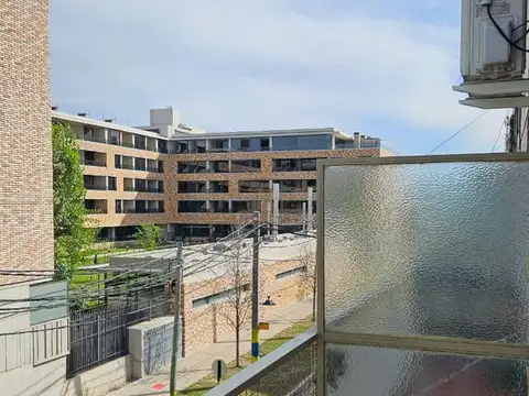 Departamento en Alquiler en Refinerias, $ 330.000
