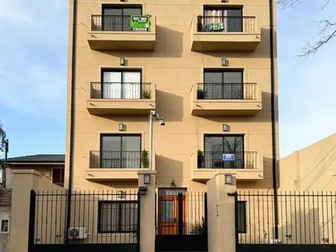 DEPARTAMENTO - 2 AMBIENTES -  MERLO SUR