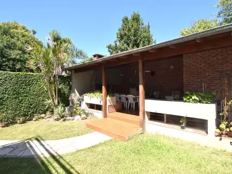 VENTA CASA SAN ANDRES JARDIN QUINCHO LUMINOSA