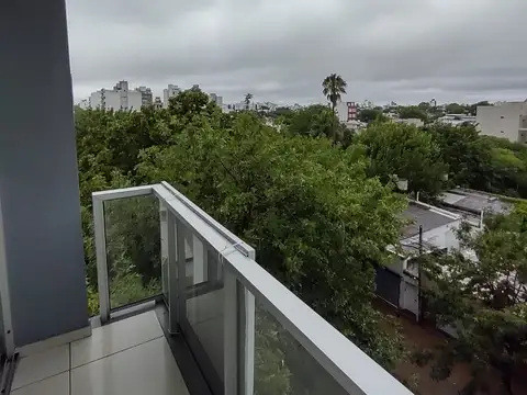 18 e/ 39 y 40 , Piso 4