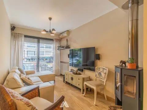 Casa 5 ambientes con 4 baños