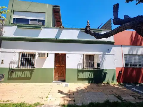 VENTA CASA 3 AMBIENTES EN VILLA DOMINICO