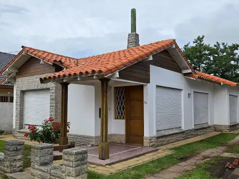 Casa en Venta en Coronel Vidal, USD 120.000