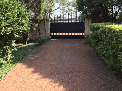 Quinta en Alquiler Temporal de 4 dormitorios